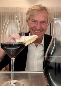 D&Eacute;GUSTATION DE VINS DANS UNE &Eacute;L&Eacute;GANTE VILLA ZOUTOISE